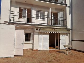 Edificio en venta en Santa Eugènia en Girona