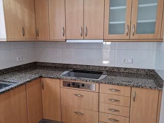 Edificio en venta en Santa Eugènia en Girona