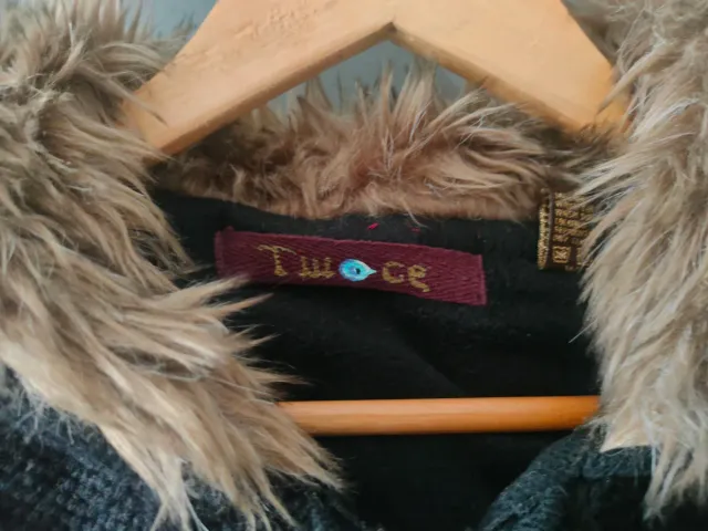 Cazadora de punto con capucha gris