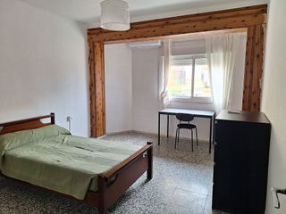 Piso en alquiler en Plaza de Toros - Santa Rita en Almería