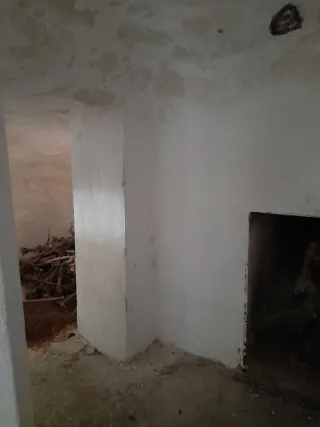Terreno 4000m² con casa cueva