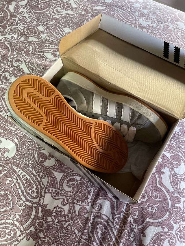 Adidas talla 9 UK 43 europa