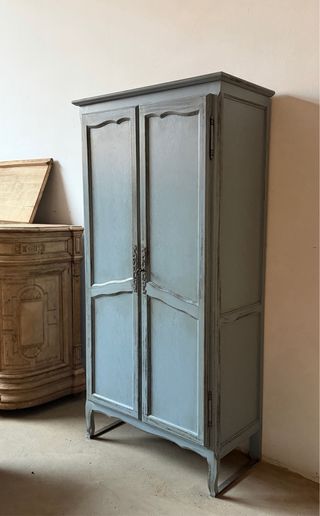 Armario francés restaurado