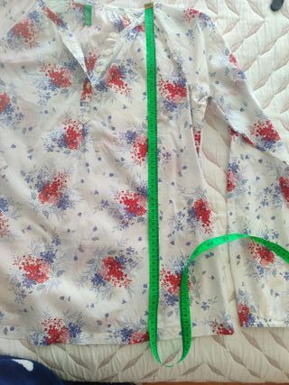 Blusa niña floral 10 años aproximadamente 