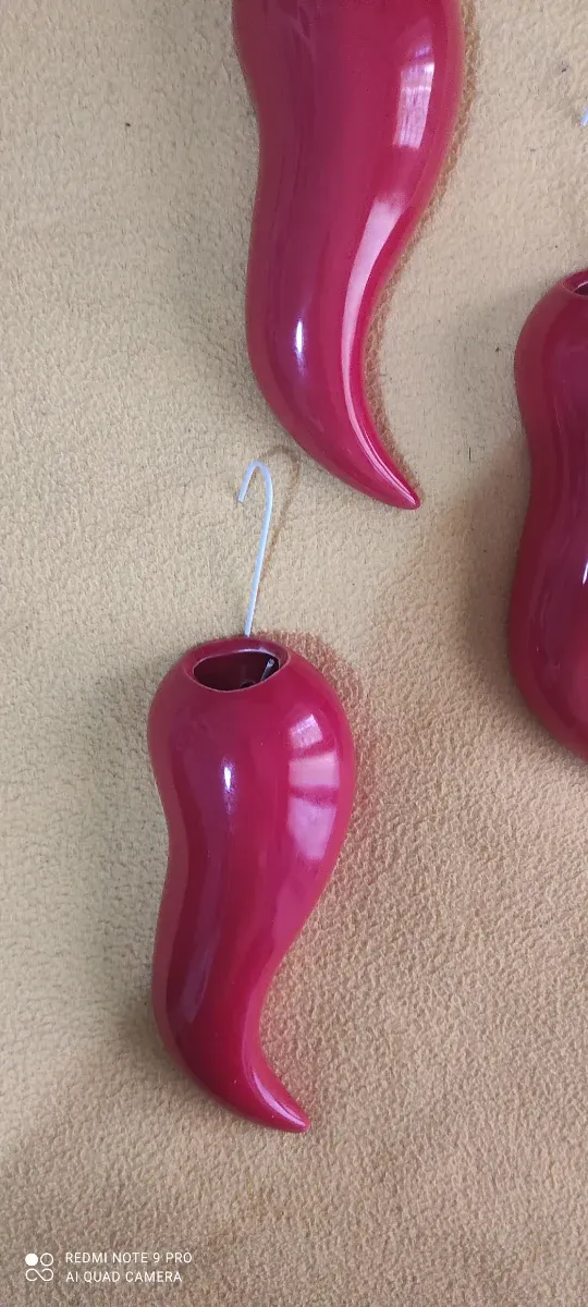 Umidificatori in ceramica rossi