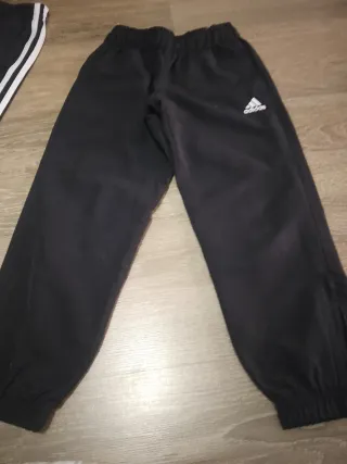 Lote 2 Pantalones Adidas Talla 116 (5 años)