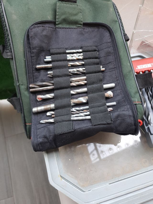 Lote de brocas y accesorios para bricolaje