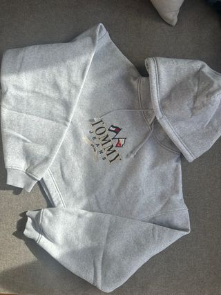 Sudadera Tommy Jeans Gris