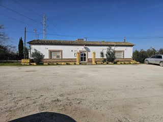 Local comercial en venta en Marchena