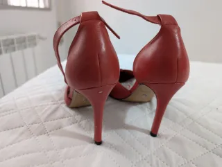 Zapatos de tacón Tamaris piel rojos talla 36