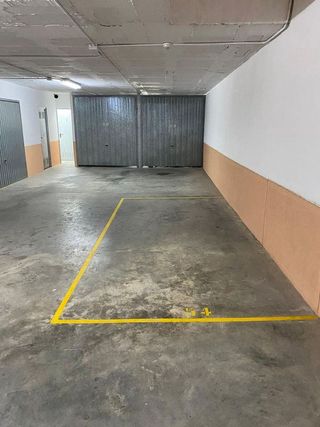 Garaje en venta en Cala de Finestrat en Finestrat