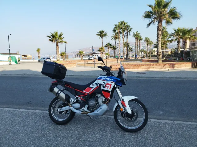 Aprilia Tuareg 660 Dakar Podium