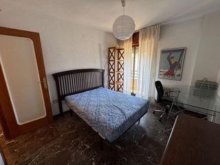 Piso en alquiler en Pajaritos - Plaza de Toros en Granada