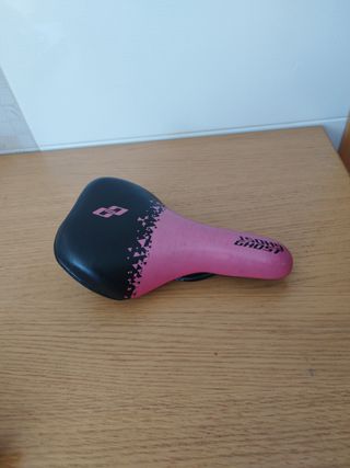 Sillín bici infantil Ghost rosa y negro