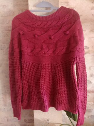 Jersey rojo talla L con trenzas