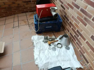 Picadora de carne y embutidora eléctrica