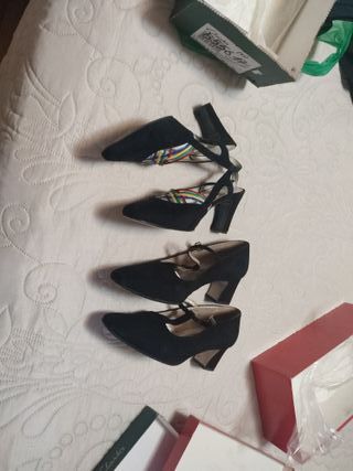 Zapatos de mujer negros y multicolor