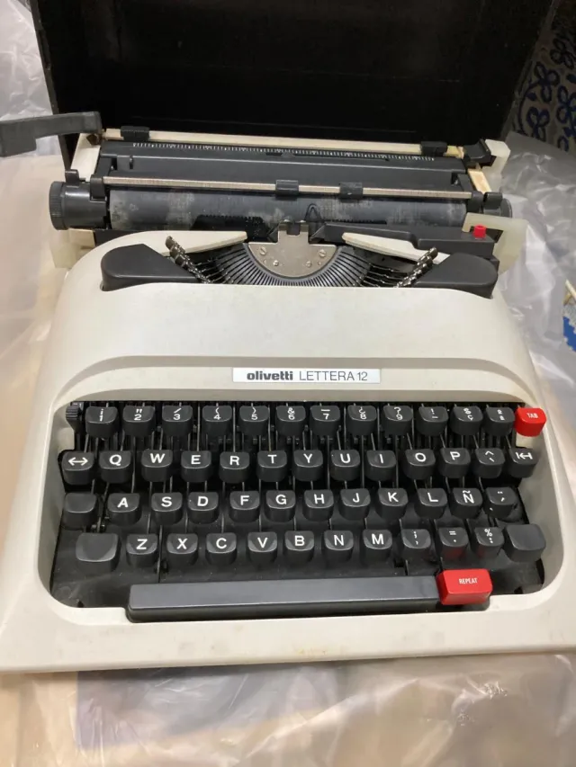 Máquinas de escribir antiguas, 3 modelos