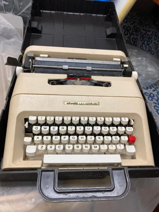 Máquinas de escribir antiguas, 3 modelos