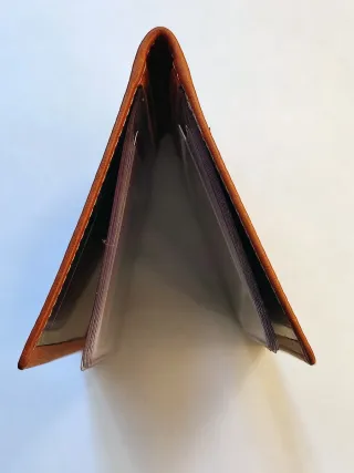 TARJETERO PIERRE CARDIN EN PIEL MARRÓN