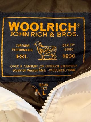Giubbotto Woolrich donna bianco con cappuccio