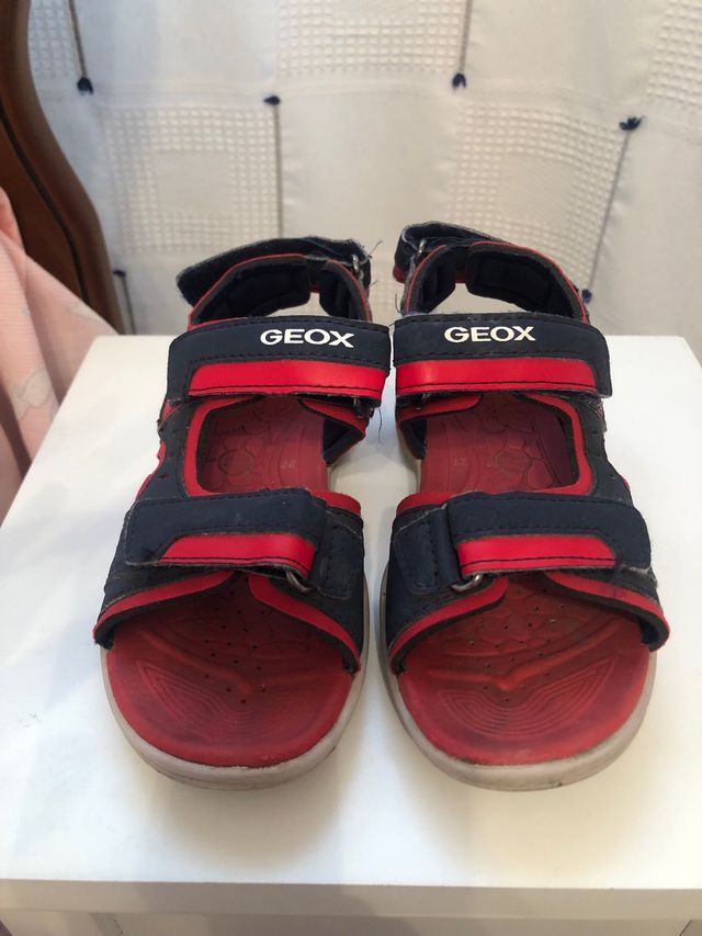 Sandalias Geox niño azul y rojo