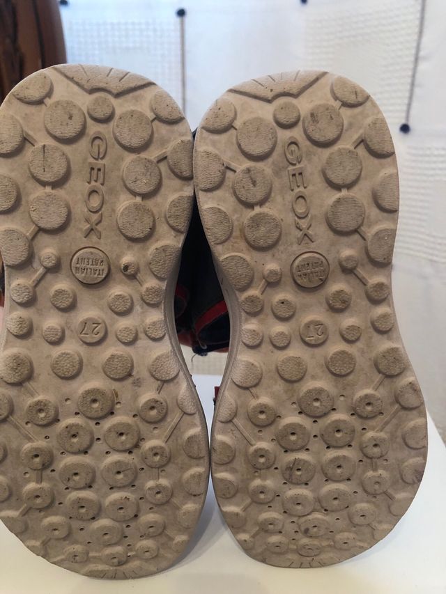 Sandalias Geox niño azul y rojo