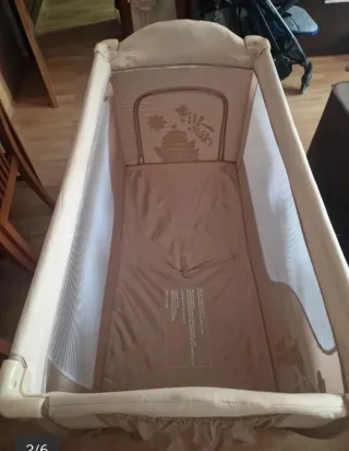 Cuna de viaje plegable