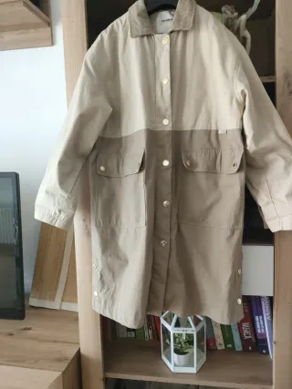 Gabardina Pull&Bear Beige Talla S/L /No hago envío