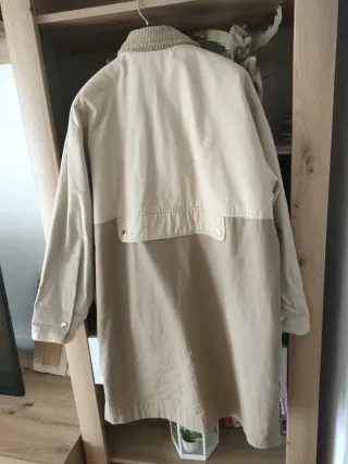 Gabardina Pull&Bear Beige Talla S/L /No hago envío