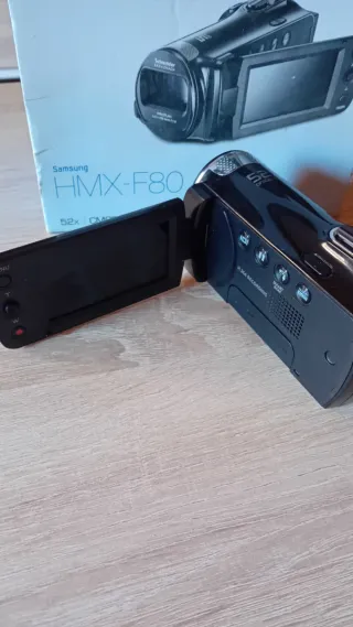 Videocámara Samsung HMX-F80 Negra