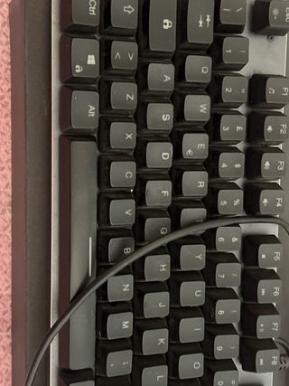 Tastiera PC non funzionante per pezzi di ricambio