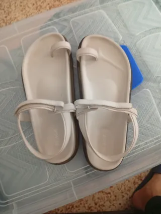 Chanclas ST.AGNI grises y blancas