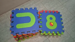 Alfombra infantil números y letras puzzle