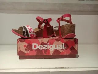 Sandalias Cuña Desigual Talla 37