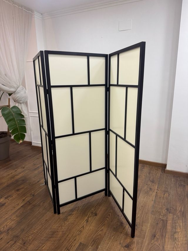 Paravento decorativo in stile Mondrian