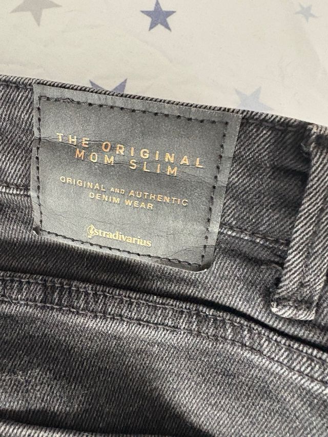 Vaqueros Stradivarius Talla 38 Negros