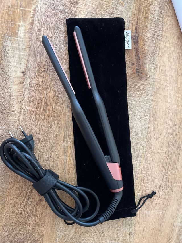 Plancha de pelo fina StayGold