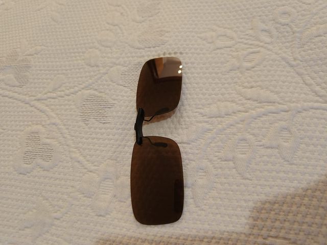 Clip Óculos Sol UV400 Castanho