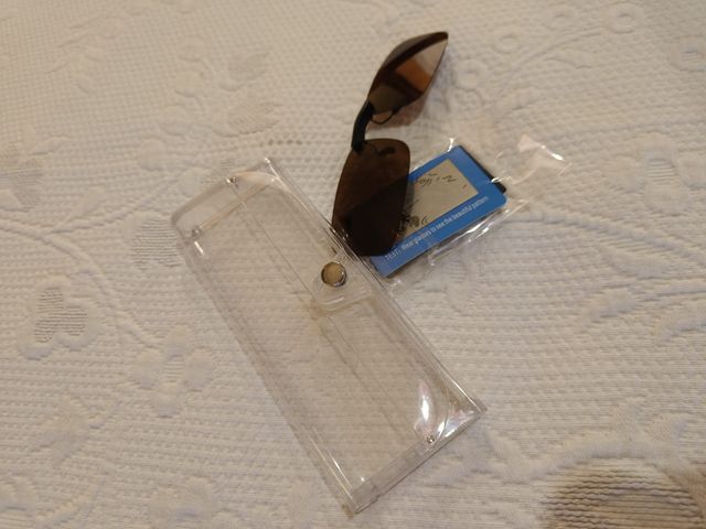 Clip Óculos Sol UV400 Castanho