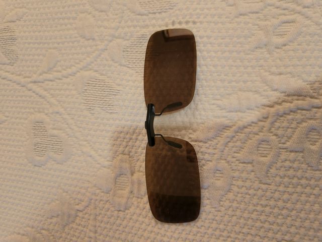 Clip Óculos Sol UV400 Castanho