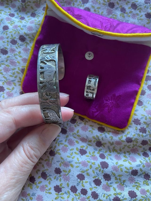 Bracciale e anello in argento con elefante di Nairobi