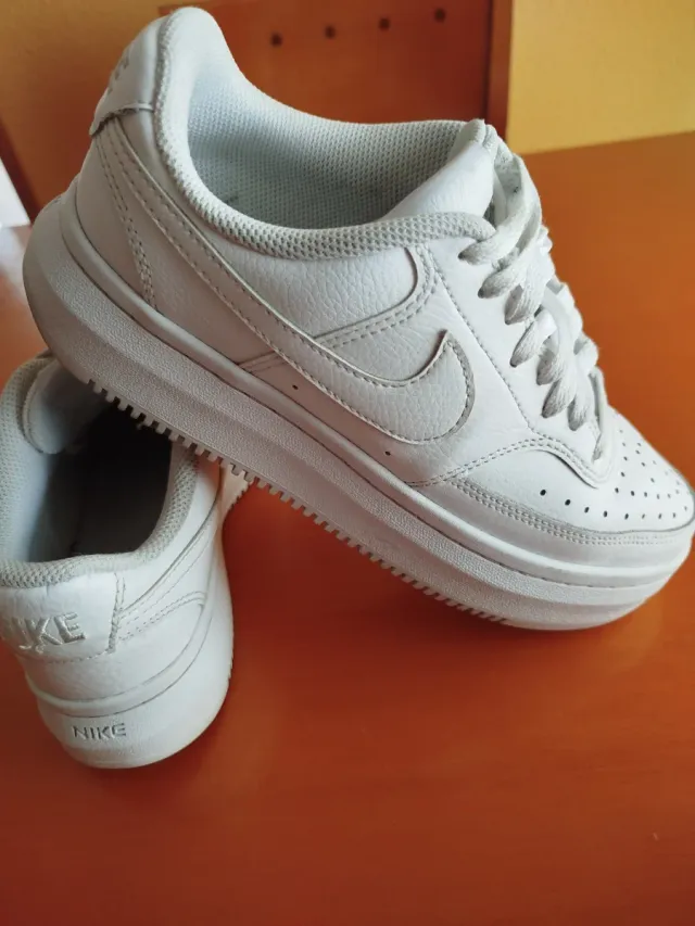 Nike Court Vision Alta Mujer Blancas