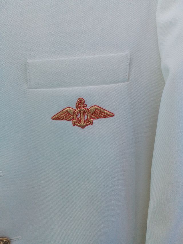 Traje de Comunión Blanco y Dorado