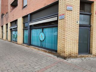 Local comercial en alquiler en Mas Rampinyó - Carrerada en Montcada i Reixac