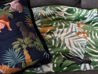 Coperta e cuscino Libro della Giungla