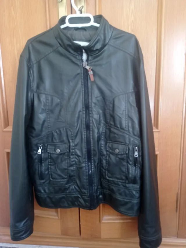 Chaqueta polipiel Zara hombre verde oscuro