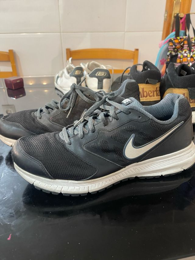 Tenis Nike Hombre Talla 44.5 Negro/Gris