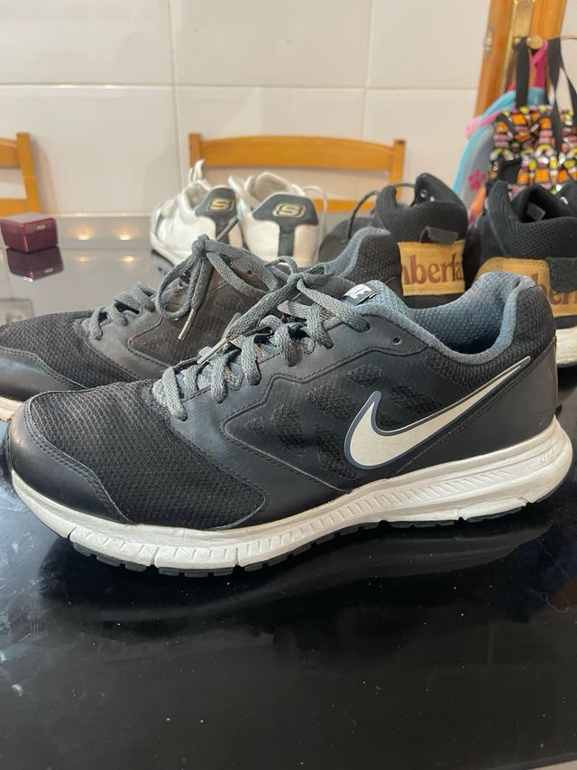 Tenis Nike Hombre Talla 44.5 Negro/Gris