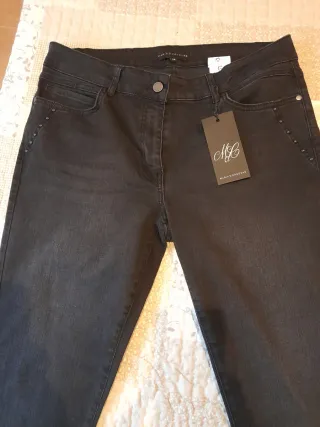 Pantalón vaquero negro Paz Torras